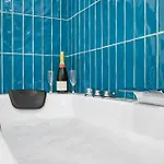 Appartement Le Repaire - - Jacuzzi - Wifi *